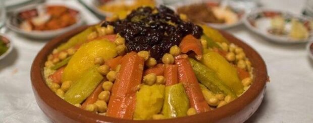 Royal Feast Moroccan couscous and caviar fine dining experience in Marrakech – luxury Moroccan dinner at Chef Marrakech.